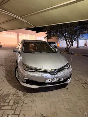 Toyota Auris 2016 Silver