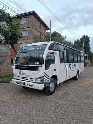 Isuzu NQR 2014 White
