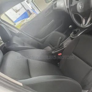 Honda Grace 2020 Silver