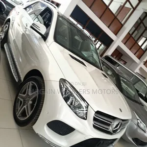 Mercedes-Benz GLE-Class 2019 White
