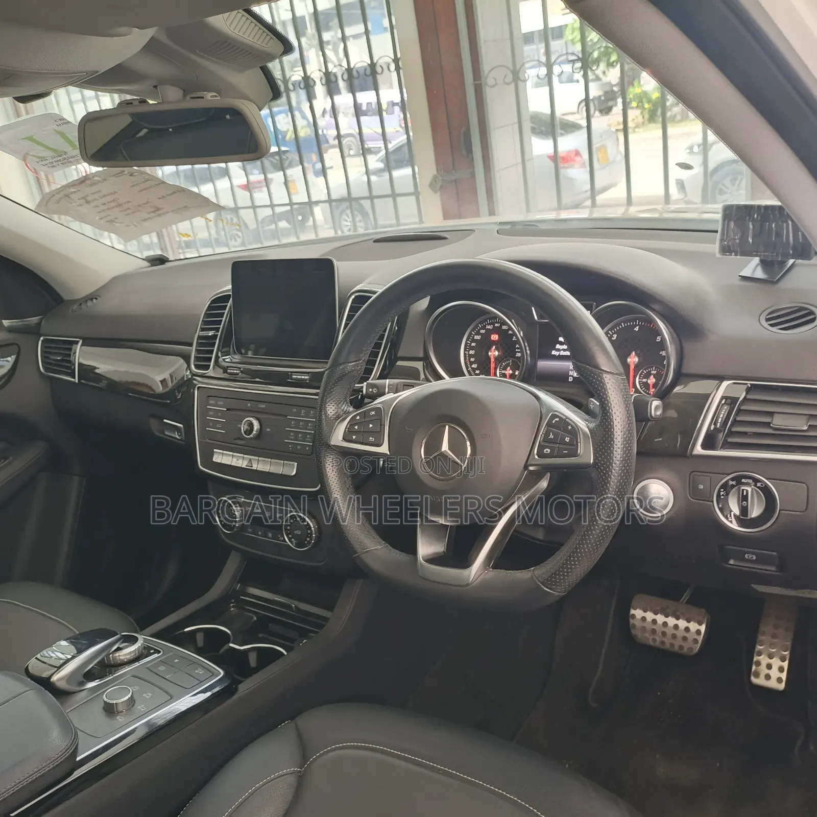 Mercedes-Benz GLE-Class 2019 White