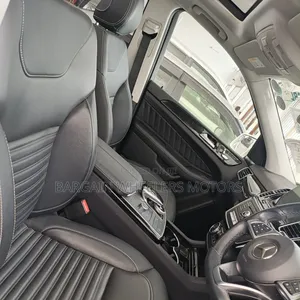 Mercedes-Benz GLE-Class 2019 White