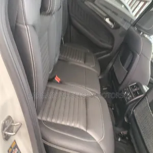 Mercedes-Benz GLE-Class 2019 White