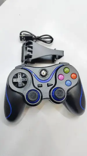 V8 Wireless Bluetooth Game Controller With Smartphone Holder
