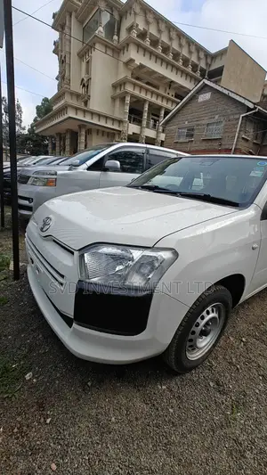 Toyota Probox 2018 White