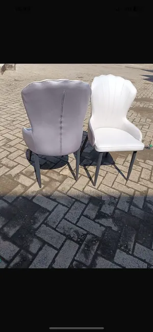 Dinner Seats