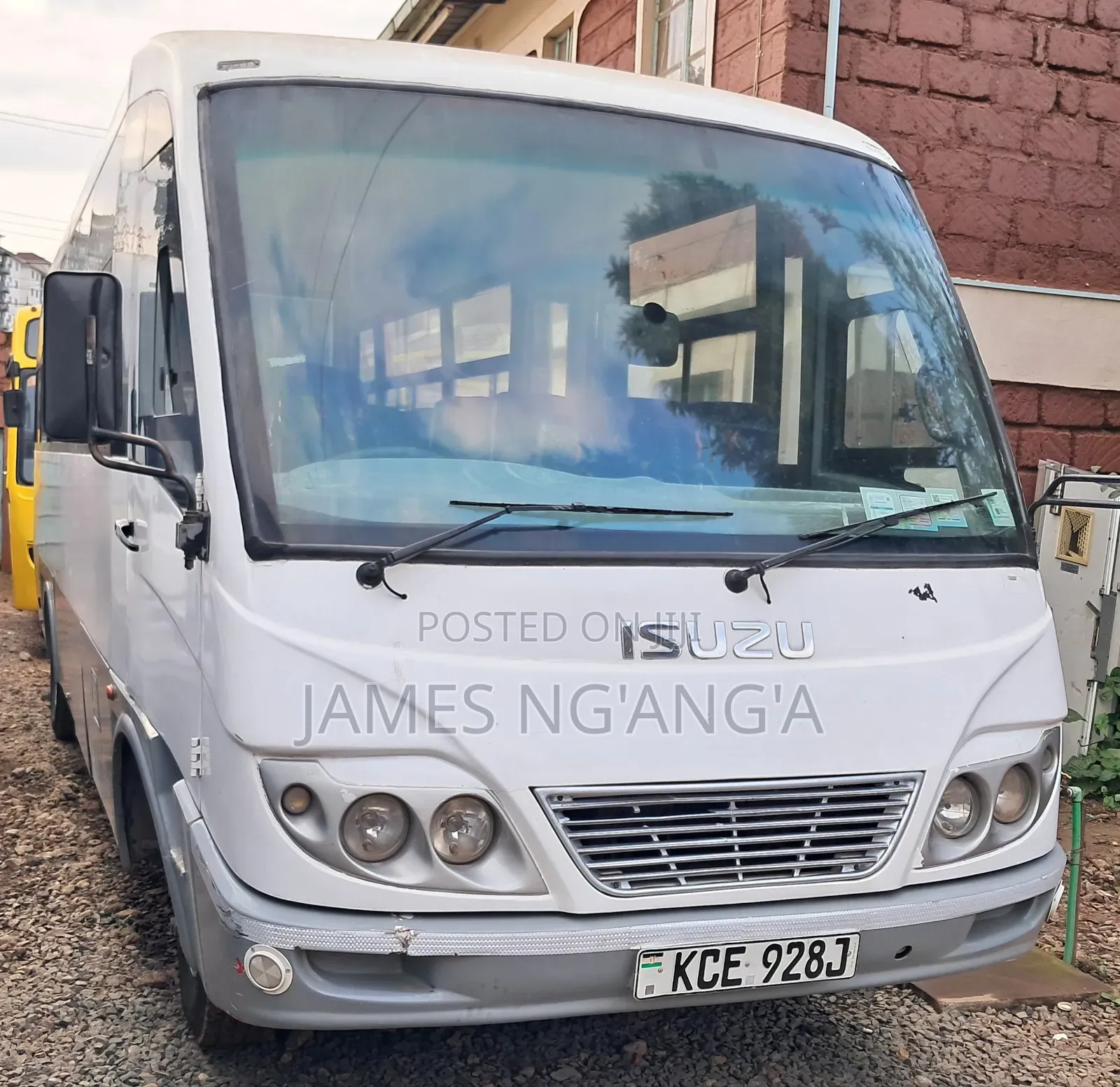 Isuzu NQR 2015 White
