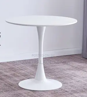 Round Table: Tulip Design Table With Sturdy Base