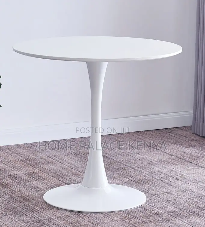 Round Table: Tulip Design Table With Sturdy Base