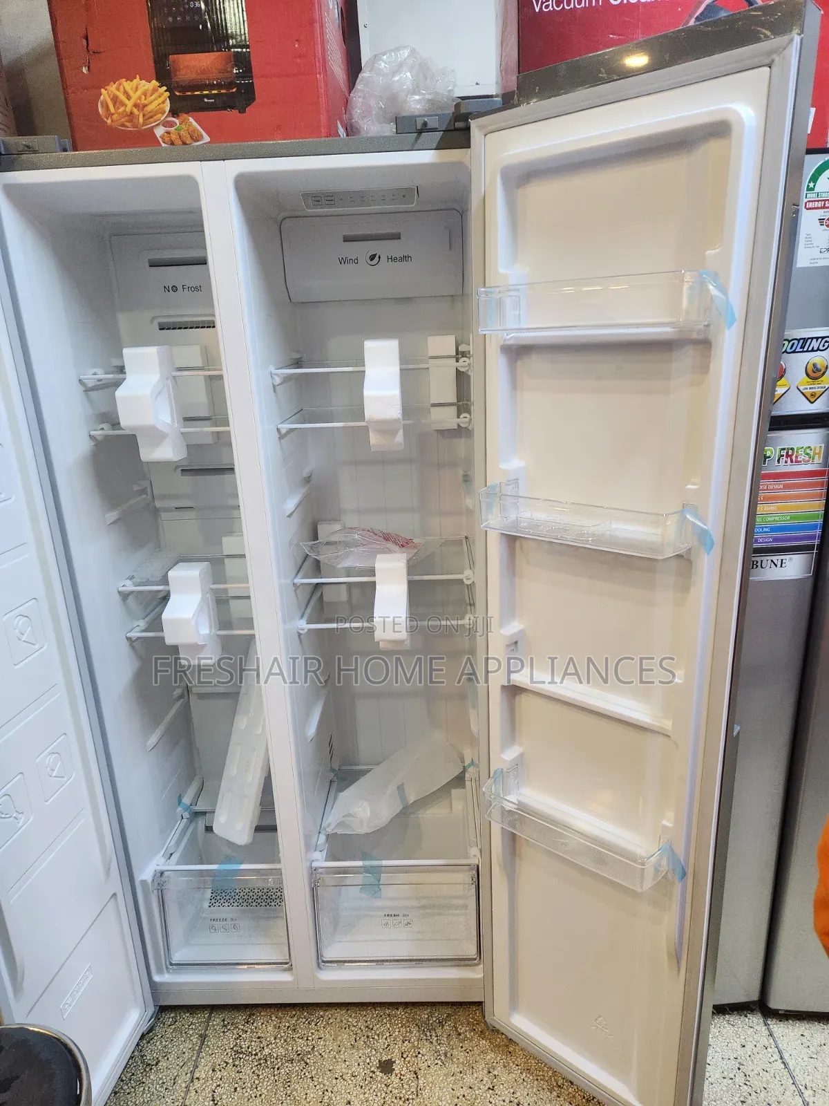 Tlac TWN Door Fridge
