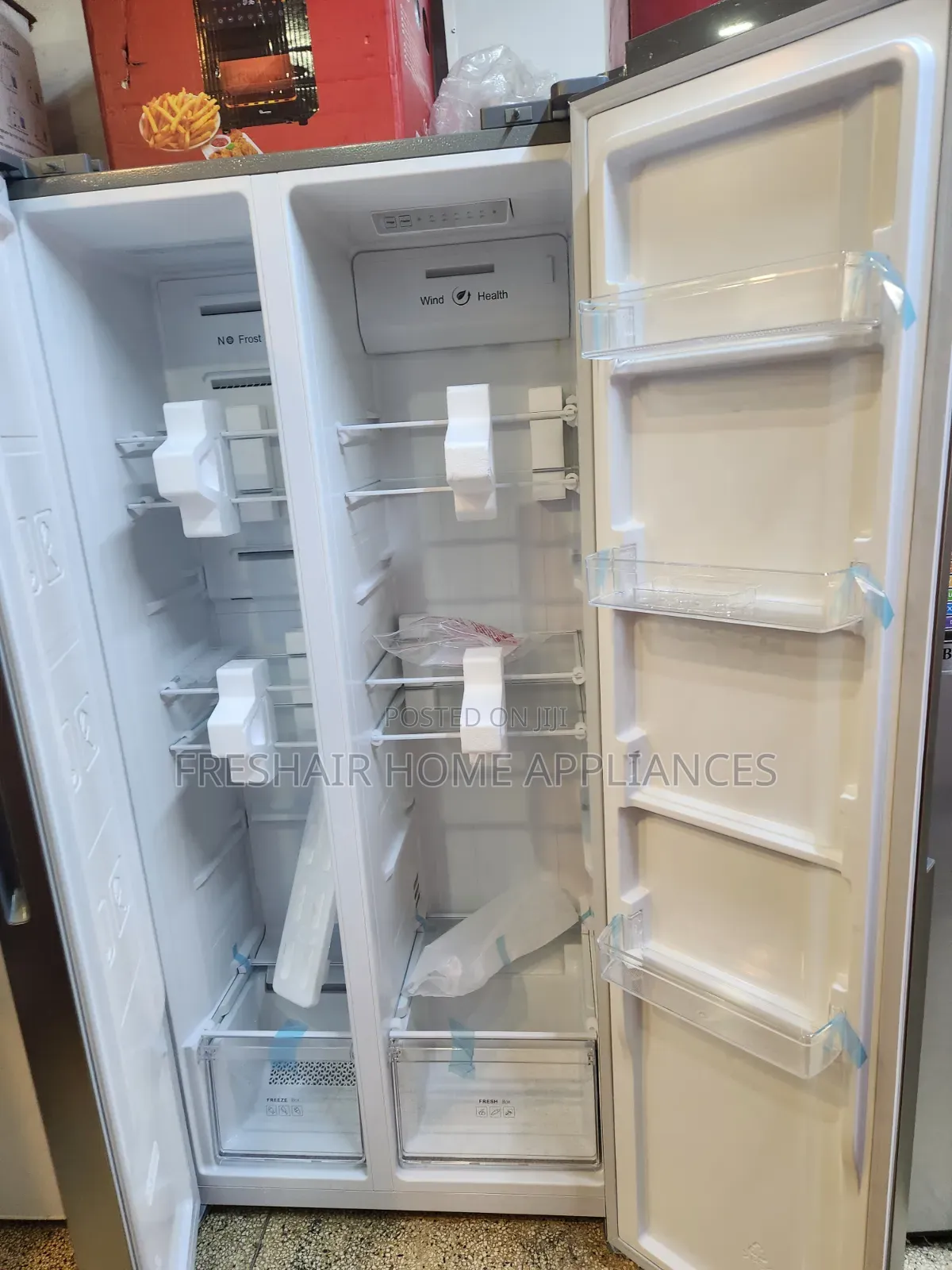 Tlac TWN Door Fridge
