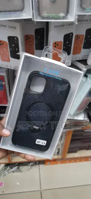 iPhone 11 Witth an Adjustable Kickstand Cover