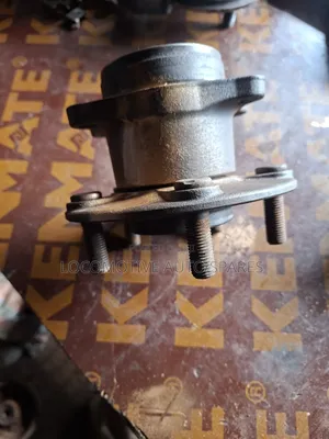 Mitsubishi Outlander Rear Hub