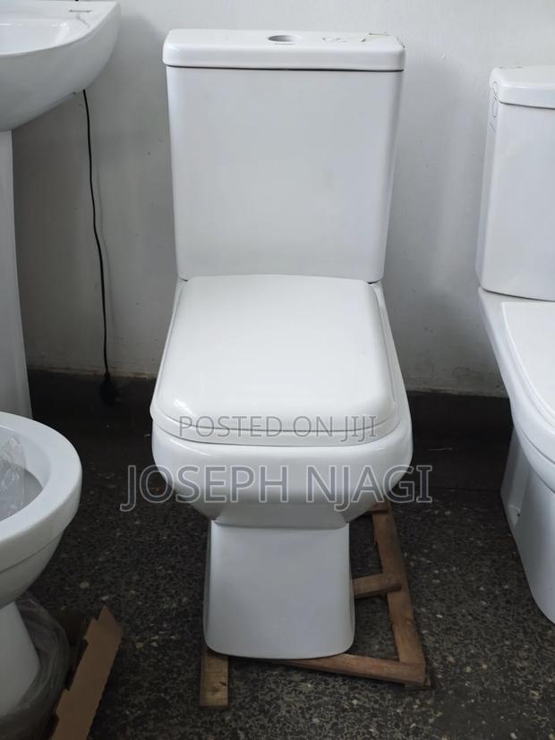 Close-Coupled Square Toilet - main view