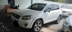 Toyota RAV4 2010 White