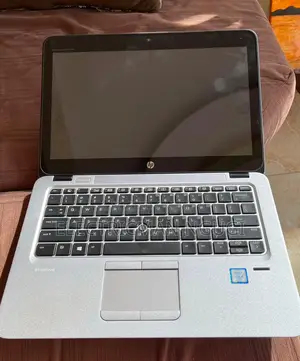 Laptop HP EliteBook 820 G3 8GB Intel Core i5 SSD 256GB