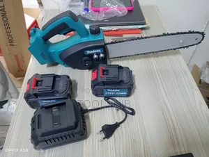 Makita 198vf Cordless Electric Chainsaw / 2 Batteries + Charger