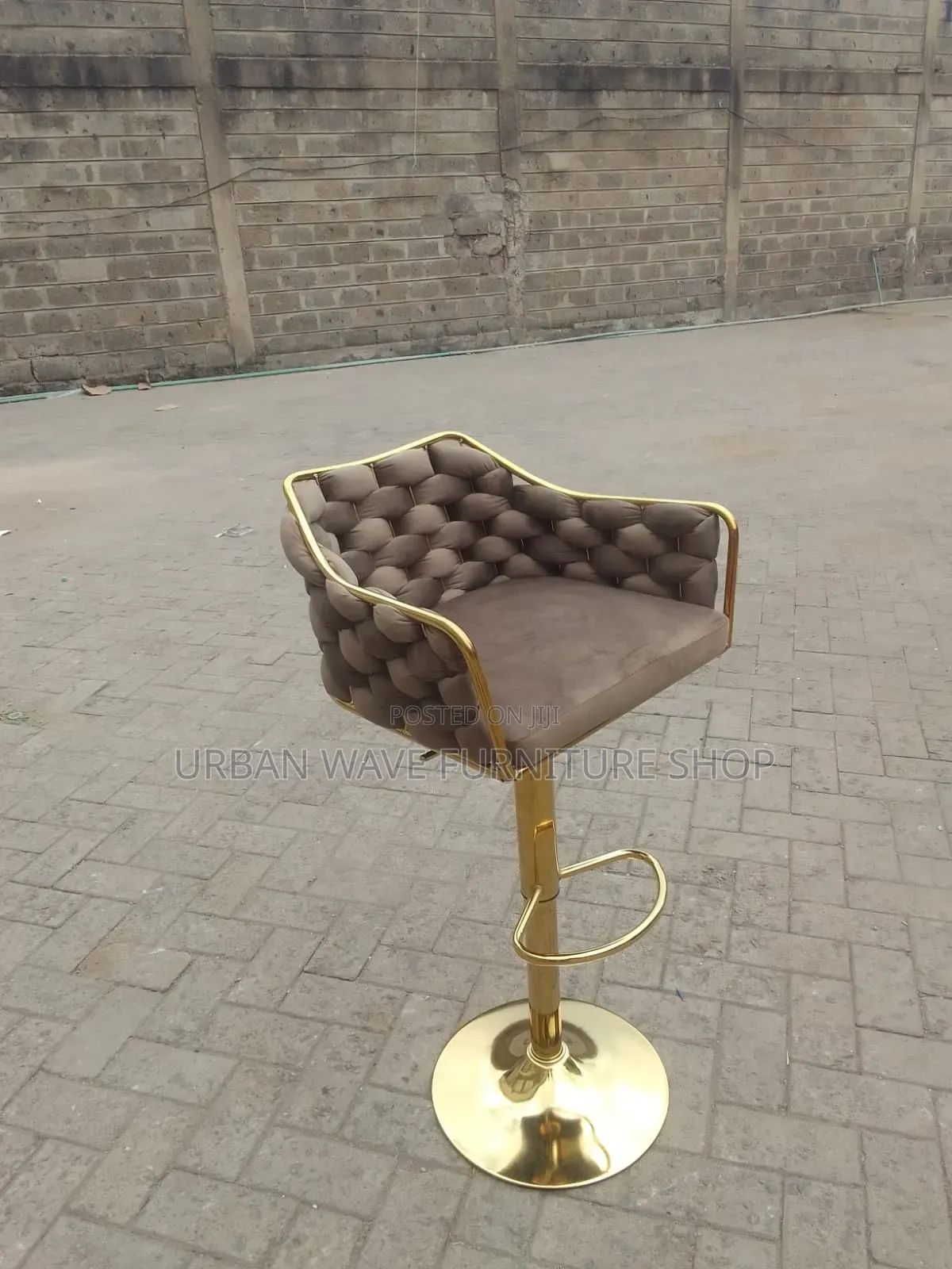 Standing Stools