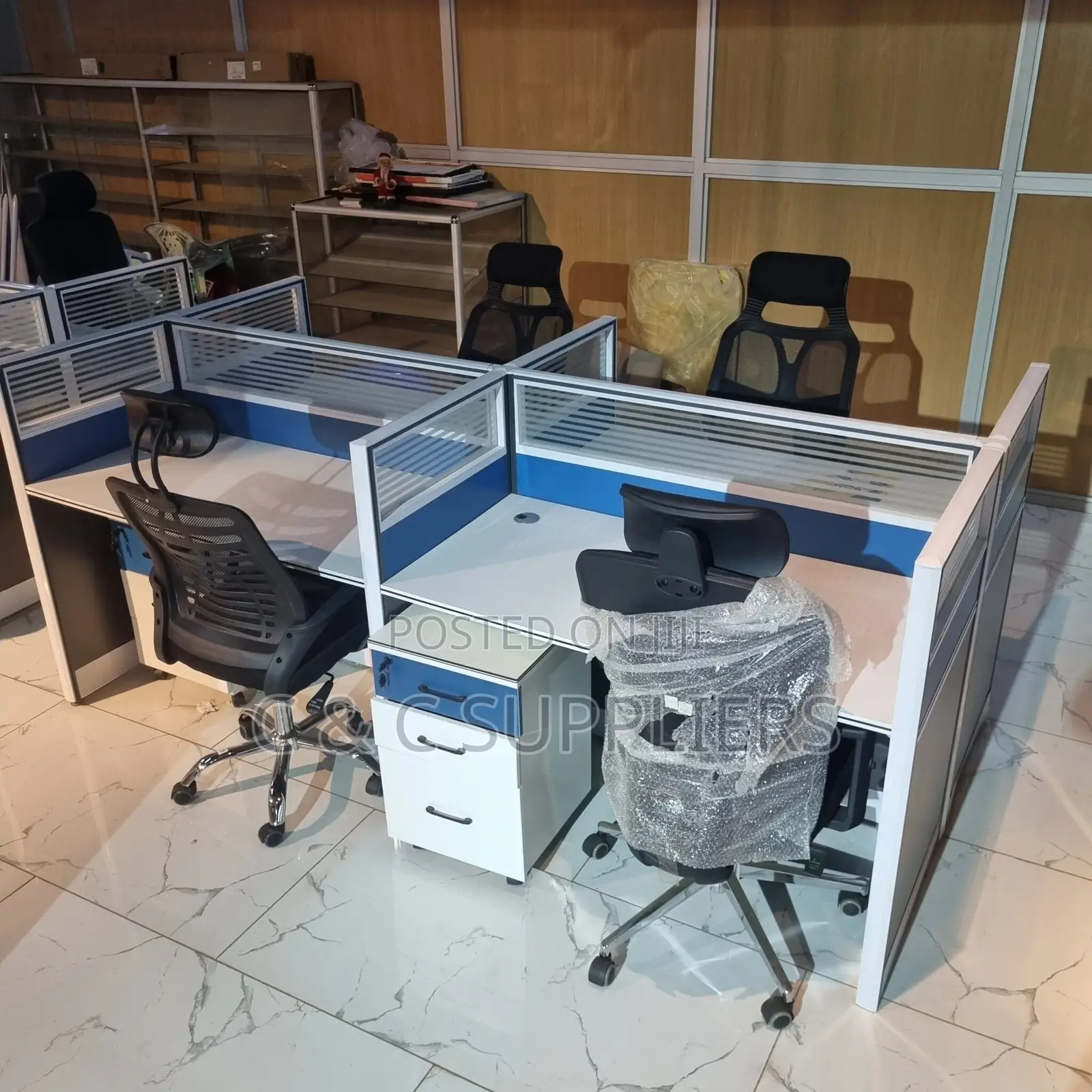 Office 4-Way Workstation.