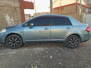 Nissan Tiida 2005 Blue