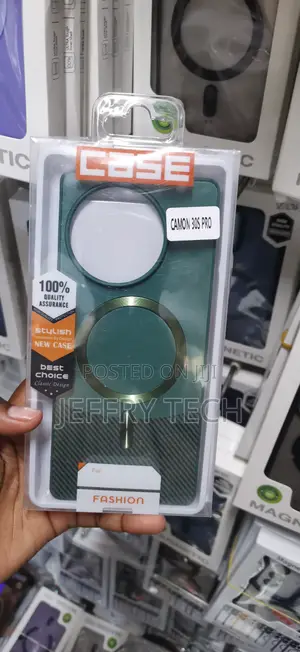 Camon 30s Pro Modern Emerald Green Finish Cover