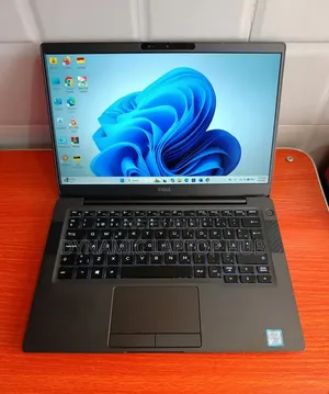 Laptop Dell Latitude 7300 8GB Intel Core i7 SSD 256GB