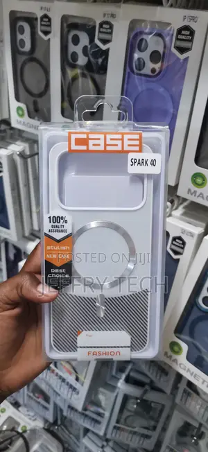 Tecno Spark 40 Stylish Carbon Fiber-Style Bottom Cover