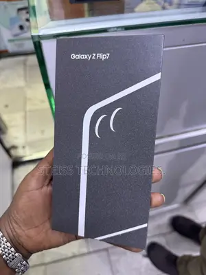 New Samsung Galaxy Z Flip7 256 GB Black