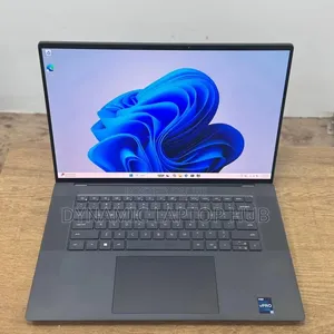Laptop Dell Precision 5680 64GB Intel Core i7 SSD 512GB
