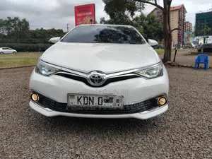 Toyota Auris 2016 White