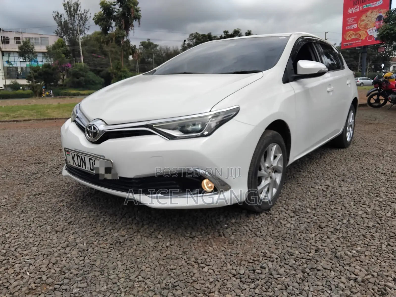 Toyota Auris 2016 White