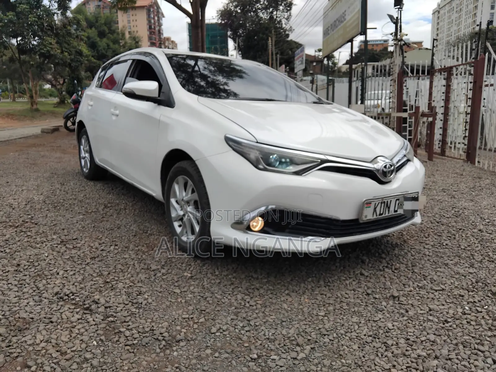 Toyota Auris 2016 White