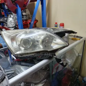 Honda Re4 Headlight RHS Zenon.