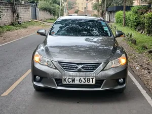 Toyota Mark X 2012