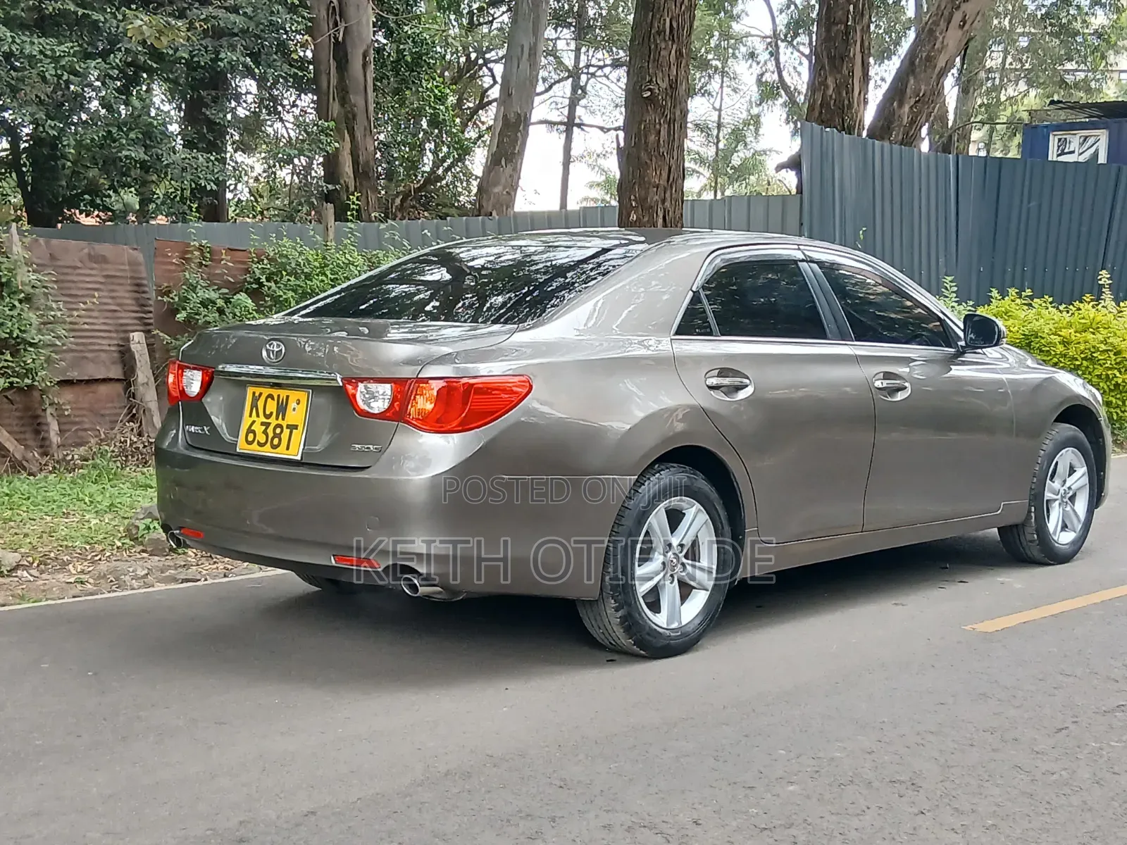 Toyota Mark X 2012