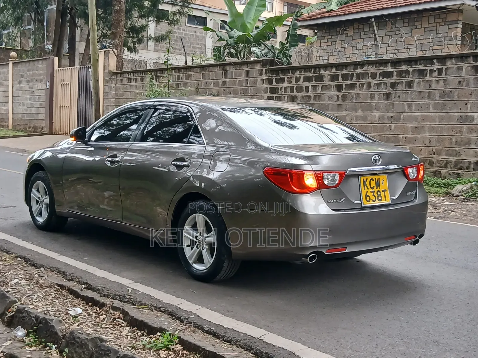 Toyota Mark X 2012