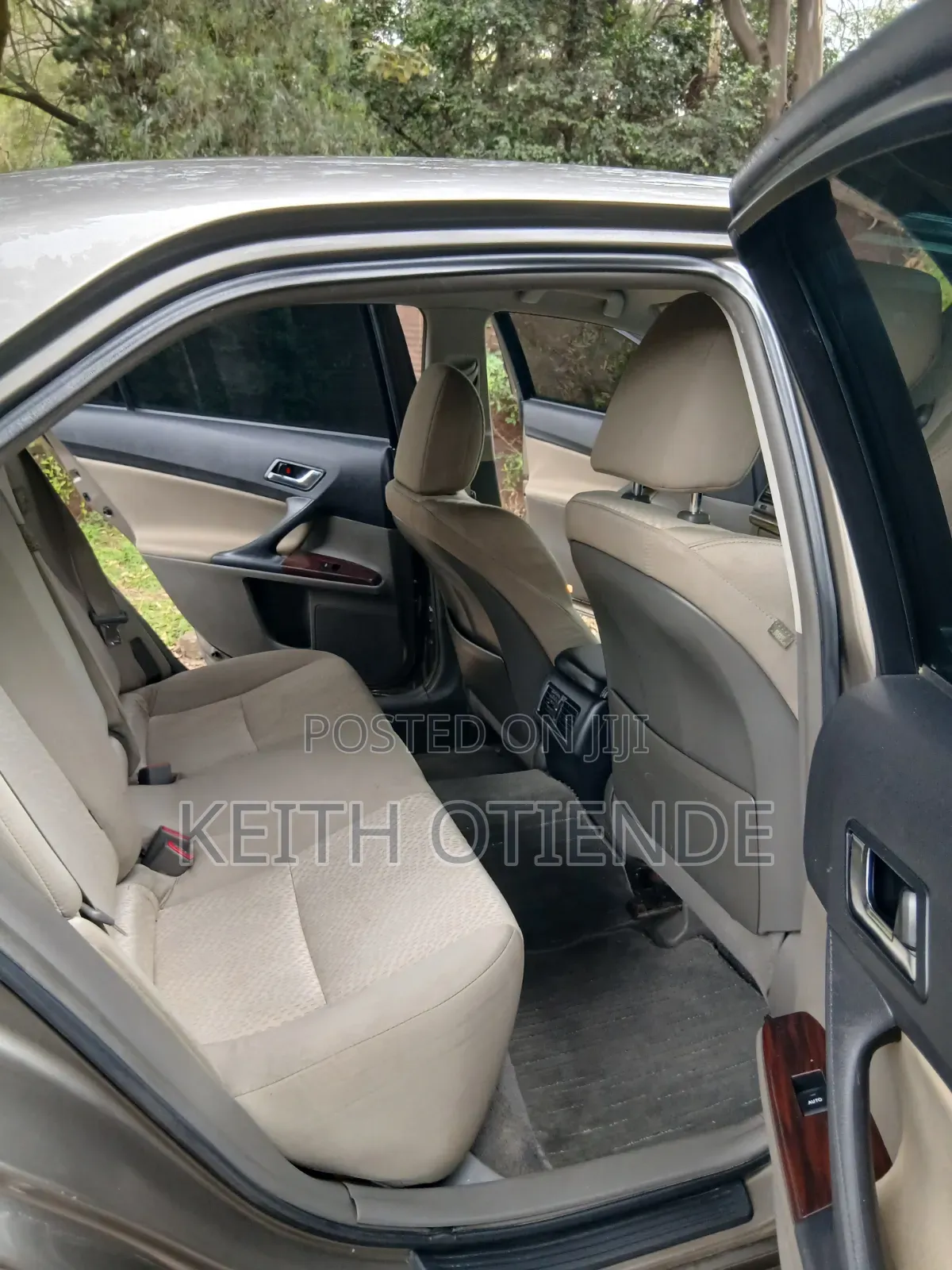 Toyota Mark X 2012