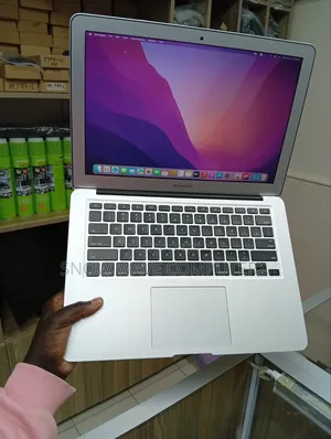Laptop Apple MacBook Air 2015 8GB Intel Core i5 SSD 256GB