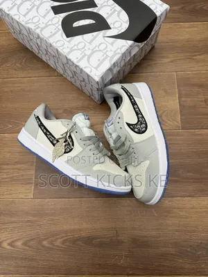 Air Jordan Low X Dior