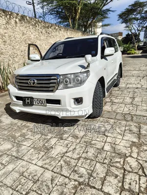 Toyota Land Cruiser Prado 2008 White