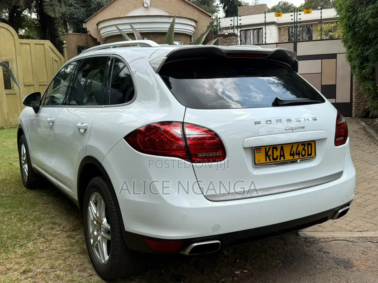 Porsche Cayenne 2014 White