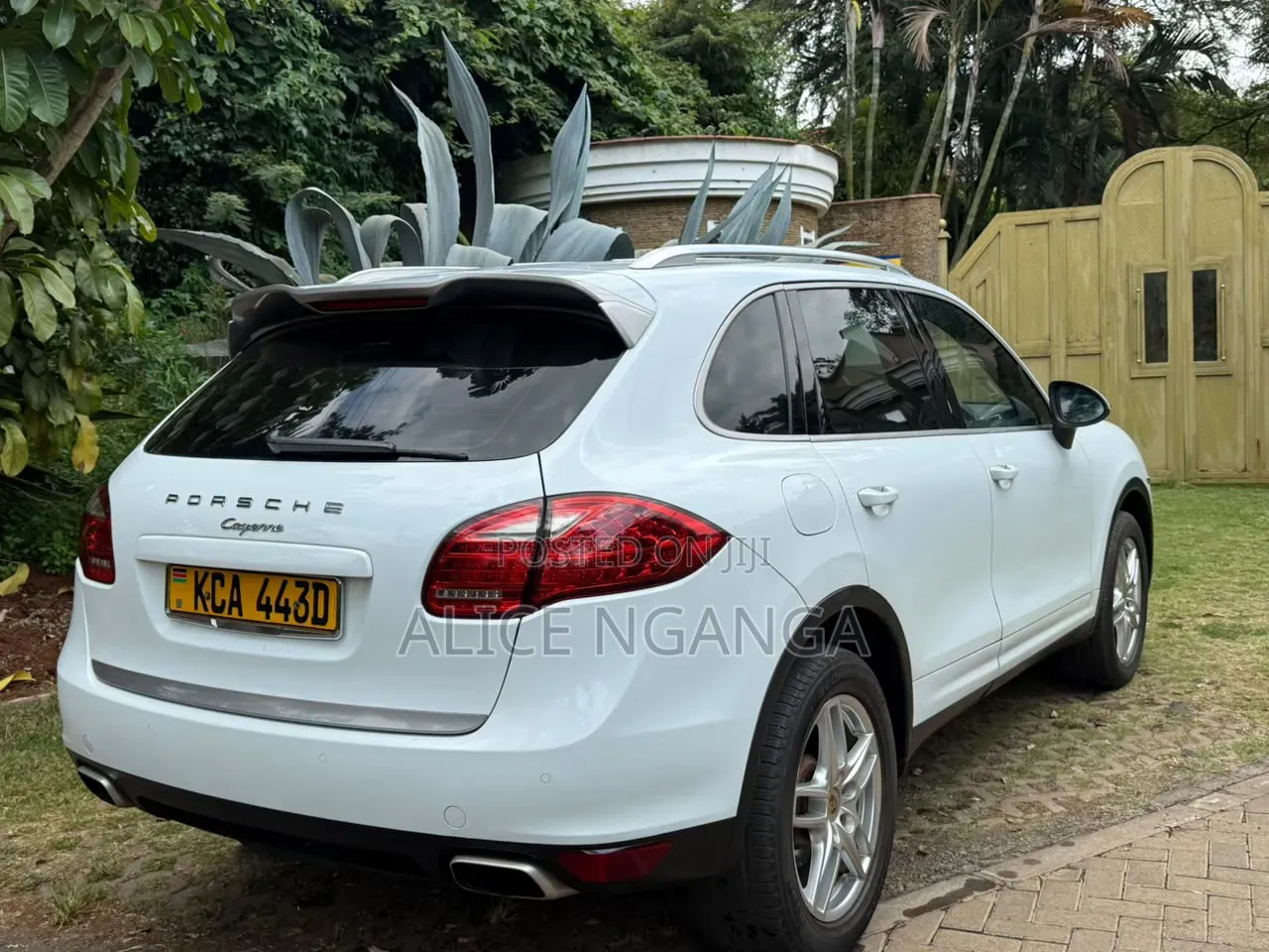 Porsche Cayenne 2014 White