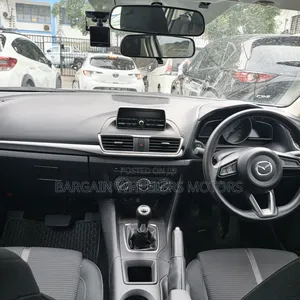 Mazda Axela 2019 White