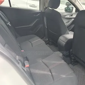 Mazda Axela 2019 White