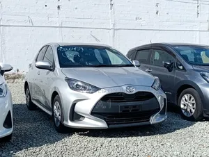 Toyota Yaris 2020 Silver