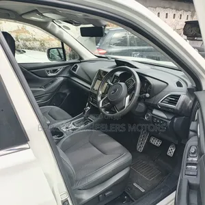 Subaru Forester 2019 White