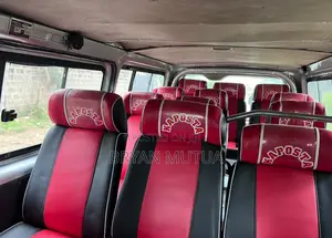 Toyota HiAce 2014 Silver