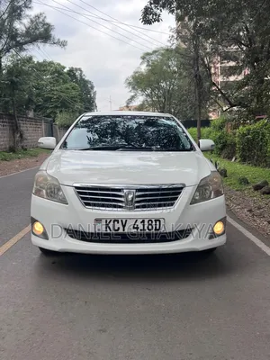 Toyota Premio 2013 White