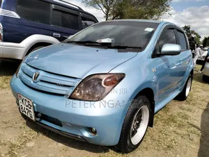 Toyota IST 2005 Blue