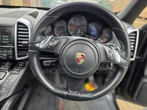 Porsche Cayenne 2014 Black